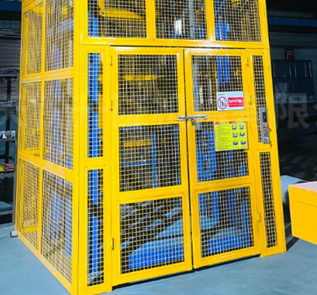 英州镇货梯可以安装在室外吗