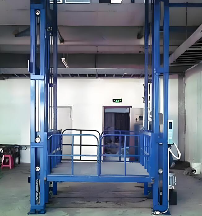 英州镇导轨式升降货梯